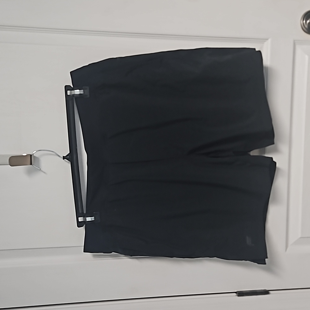 Fabletics Fundamental 7 " Shorts Black -  Men's Size XL